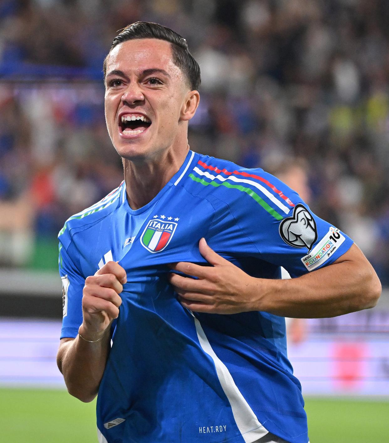 关于意大利杯倒计时，拜仁慕尼黑今夜复出首秀，细节引发关注，目标明确，身体对抗强度拉满的信息